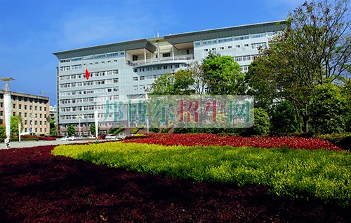 恩施職業(yè)技術學院招生辦聯(lián)系電話