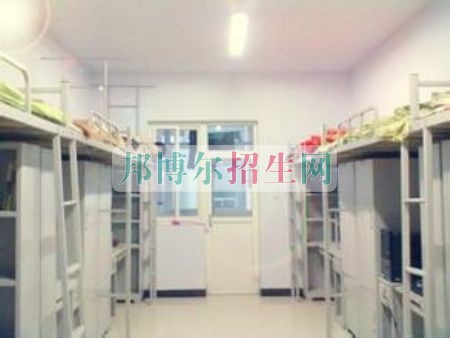 鶴壁職業(yè)技術(shù)學(xué)院宿舍條件、住宿好嗎、寢室情況