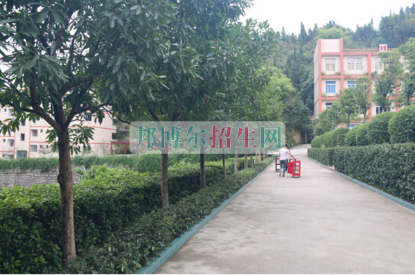 重慶市涪陵信息技術學校網(wǎng)站網(wǎng)址