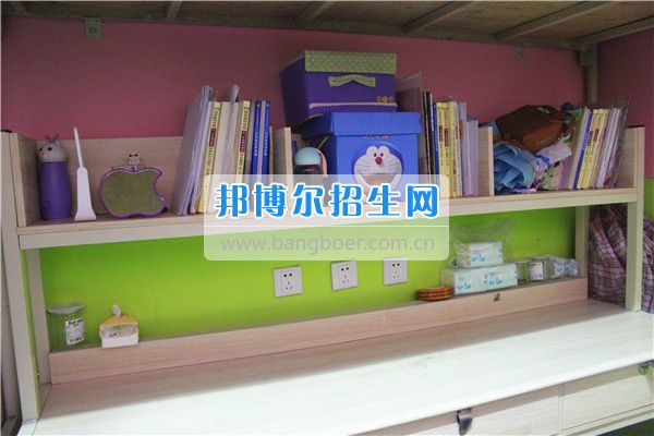 成都希望幼師學(xué)校是責(zé)任？更是一種愛！