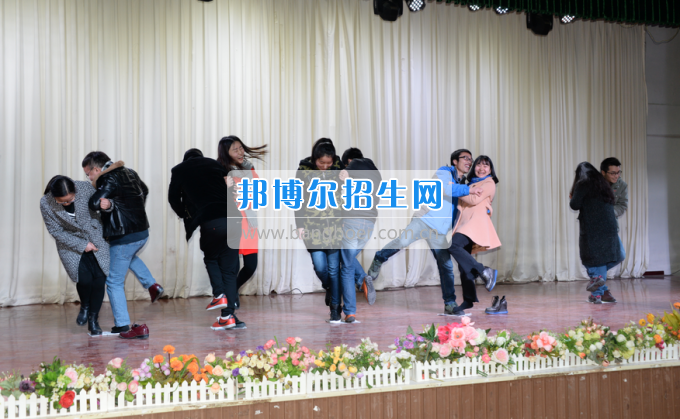 川南幼兒師范高等專(zhuān)科學(xué)校與內(nèi)江職業(yè)技術(shù)學(xué)校開(kāi)展青年聯(lián)誼活動(dòng)
