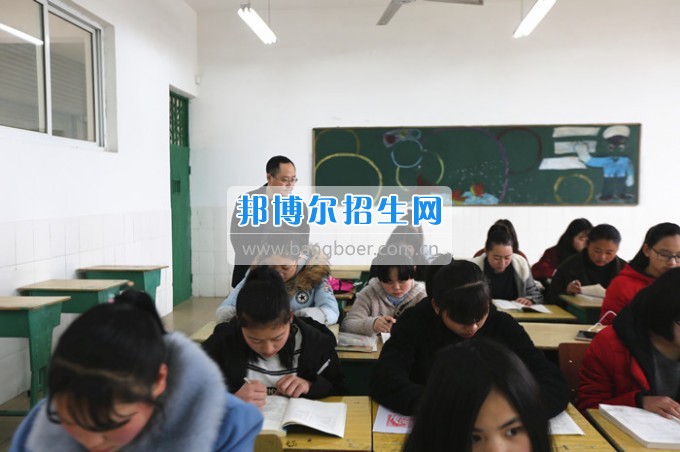 川北幼兒師范高等?？茖W(xué)校上好新學(xué)期第一課 嚴(yán)把課堂教學(xué)質(zhì)量關(guān)
