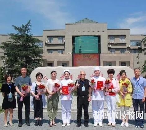 海寧衛(wèi)生學(xué)校2020年學(xué)費、收費多少 