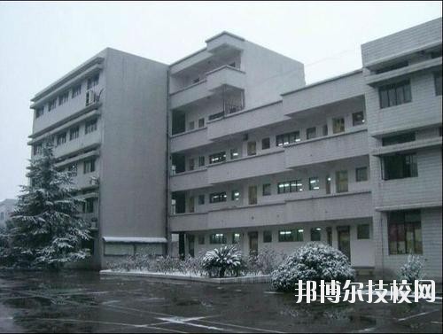 永康衛(wèi)生學校2020年報名條件、招生要求、招生對象