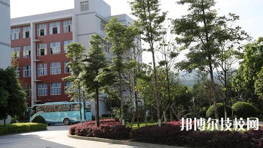 重慶經貿中等專業(yè)學校怎么樣、好不好