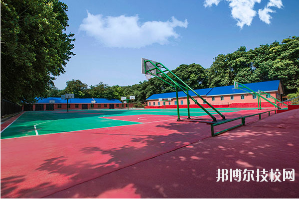 西安鐵道職業(yè)學校2020年報名條件、招生要求、招生對象