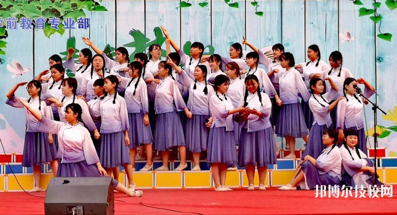 邢臺(tái)現(xiàn)代職業(yè)學(xué)校2020年報(bào)名條件、招生要求、招生對象