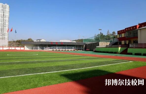 貴州科技學(xué)校2020年報(bào)名條件、招生要求、招生對(duì)象