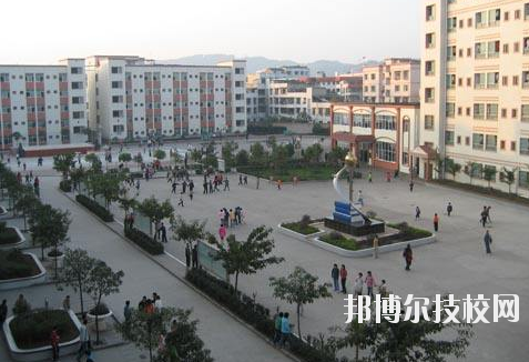 重慶企業(yè)管理學(xué)校2020年報(bào)名條件、招生要求、招生對(duì)象