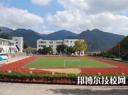 寧波四明職業(yè)高級(jí)中學(xué)2020年報(bào)名條件、招生要求、招生對(duì)象