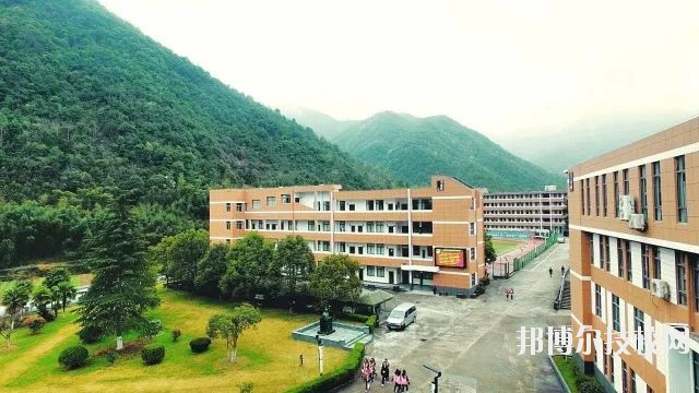 寧波四明職業(yè)高級(jí)中學(xué)怎么樣、好不好