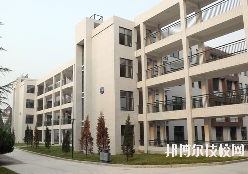 建德工業(yè)技術(shù)學(xué)校2020年報(bào)名條件、招生要求、招生對象