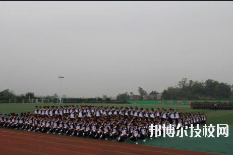 重慶梁平職業(yè)教育中心2020年報名條件、招生要求、招生對象