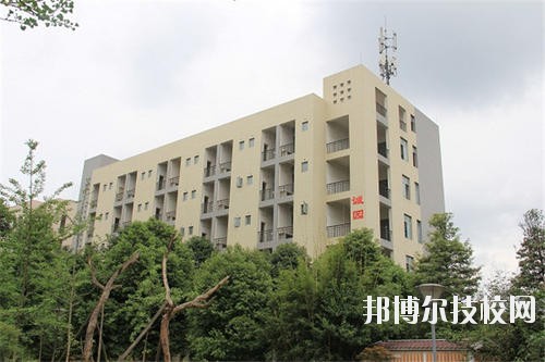 天府成人中等專業(yè)學(xué)校2020年報名條件、招生要求、招生對象
