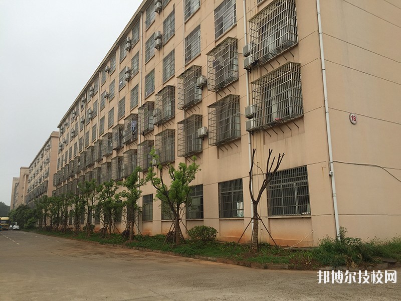 吉安信息工程學(xué)校怎么樣、好不好