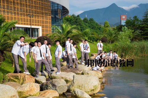 江西廬山旅游中等專業(yè)學(xué)校2020年報名條件、招生要求、招生對象