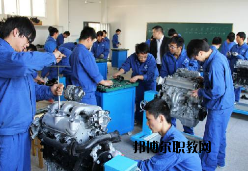 汽車運用與維護(hù)專業(yè)