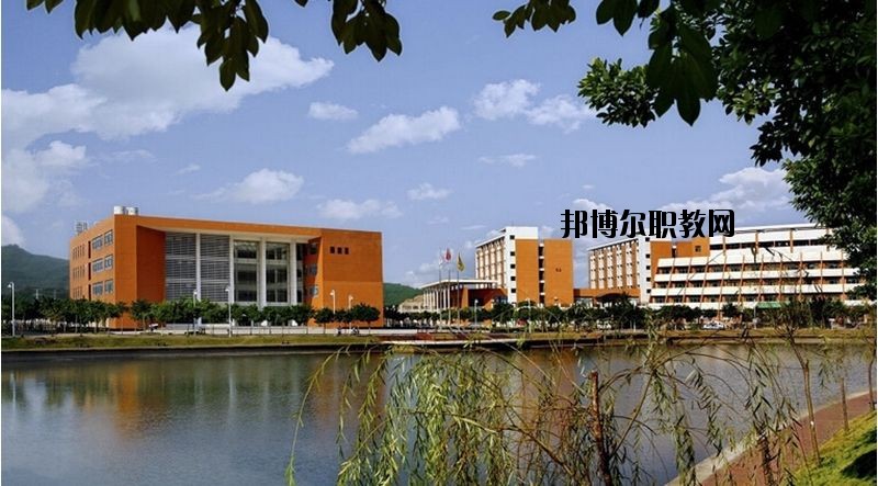仙桃新亞電腦中等職業(yè)學(xué)校2020年報(bào)名條件、招生要求、招生對象