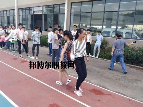 達州水電學(xué)校2020年報名條件、招生要求、招生對象