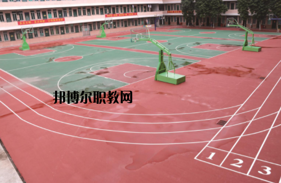 廣州華成理工職業(yè)技術學校2020年報名條件、招生要求、招生對象