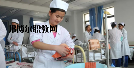 慶陽衛(wèi)生學校2020年報名條件、招生要求、招生對象