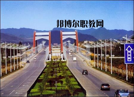 貴州省城鄉(xiāng)建設(shè)學(xué)校怎么樣、好不好