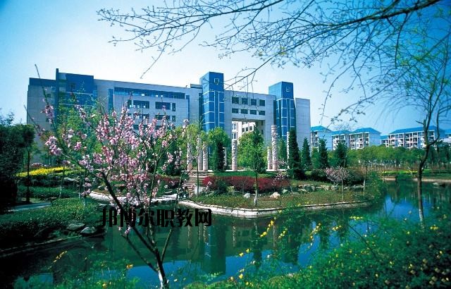 通山職教中心2020年報(bào)名條件、招生要求、招生對(duì)象