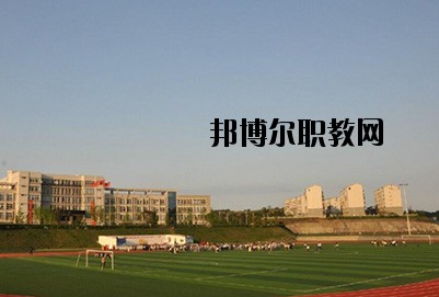南充理工學(xué)校2020年報名條件、招生要求、招生對象