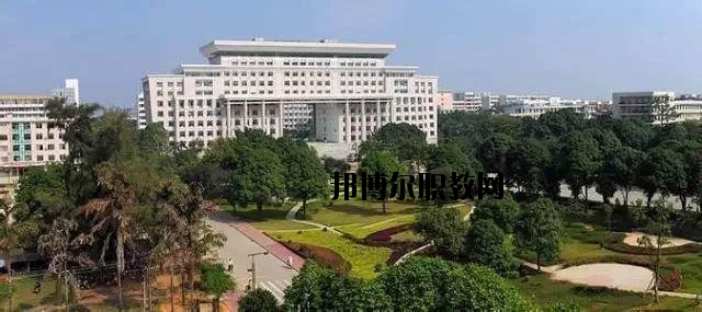 咸寧生物機電工程學校怎么樣、好不好