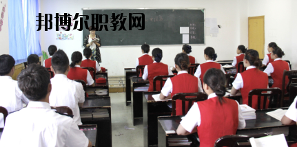 甘肅東方航空高鐵學(xué)校2020年報(bào)名條件、招生要求、招生對(duì)象