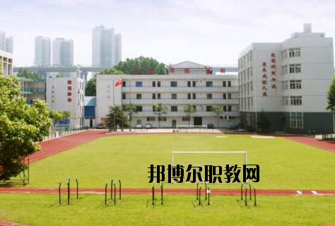 武漢電子信息職業(yè)技術(shù)學(xué)校2020年報名條件、招生要求、招生對象