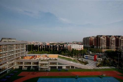 綿陽工貿(mào)學(xué)校2020年報(bào)名條件、招生要求、招生對象