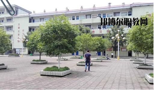 萍鄉(xiāng)福田職業(yè)中學(xué)2020年報(bào)名條件、招生要求、招生對(duì)象