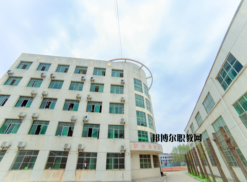 黃岡技師學(xué)院2020年報(bào)名條件、招生要求、招生對(duì)象