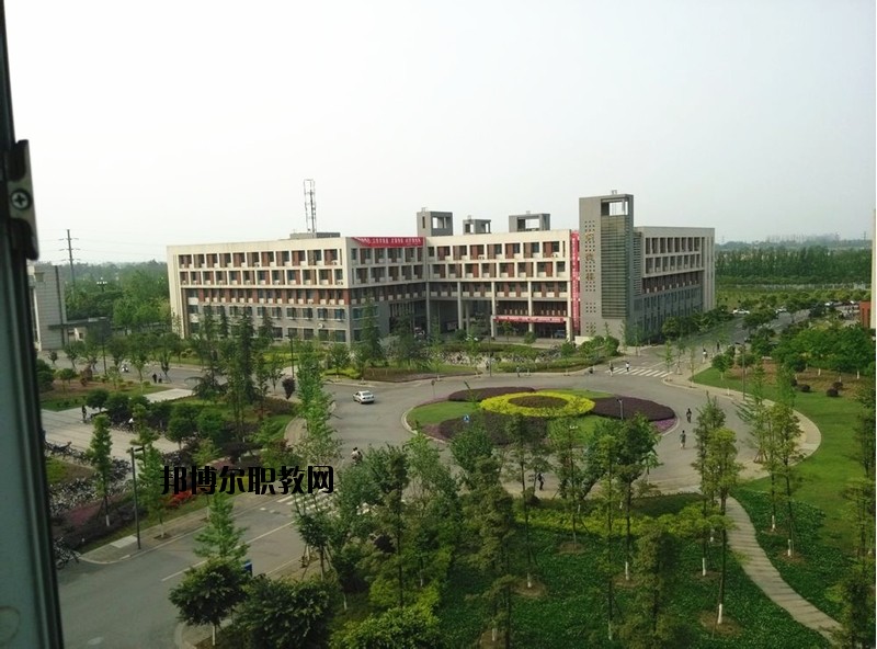 麻城木子店高級(jí)職業(yè)中學(xué)怎么樣、好不好