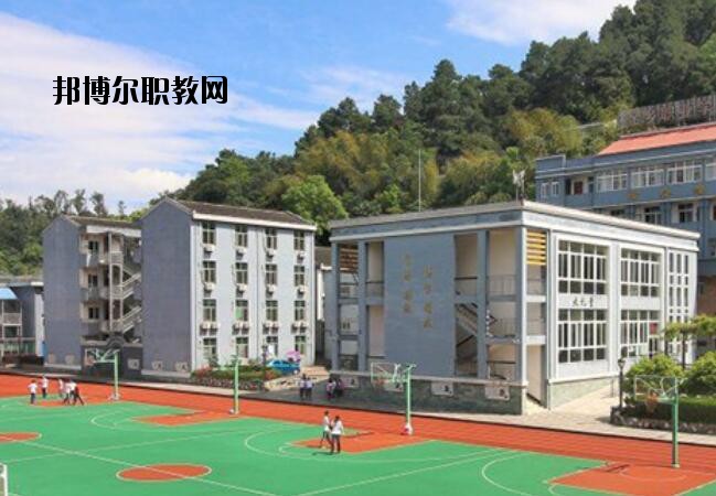 蒼南縣金鄉(xiāng)職業(yè)學(xué)校2020年報名條件、招生要求、招生對象