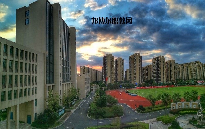 余杭區(qū)塘棲職業(yè)學(xué)校2020年報(bào)名條件、招生要求、招生對(duì)象