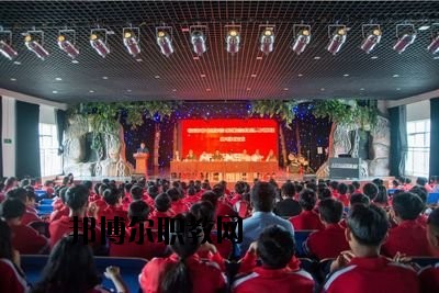滄源佤族自治縣職業(yè)技術(shù)學(xué)校2020年招生辦聯(lián)系電話(huà)