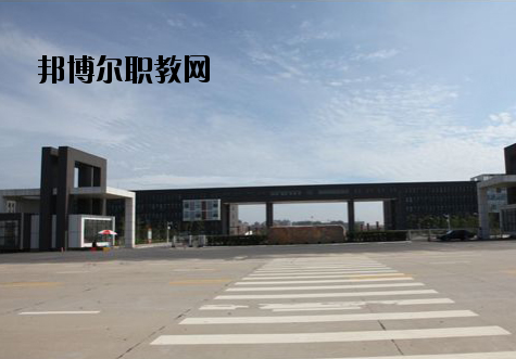江西建設(shè)工程學(xué)校2020年報(bào)名條件、招生要求、招生對(duì)象