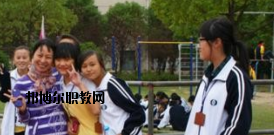 石家莊新世紀中等專業(yè)學校怎么樣、好不好