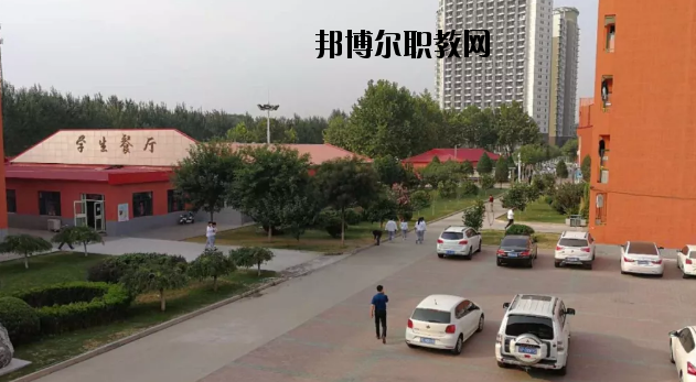 秦皇島渤?？萍贾械葘I(yè)學(xué)校