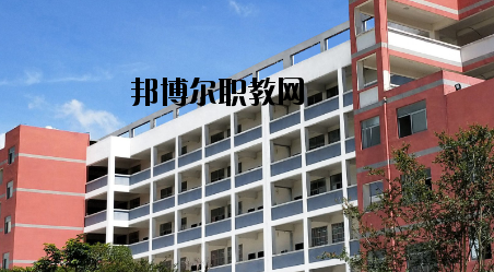 玉林華港中等職業(yè)技術(shù)學(xué)校2020年報(bào)名條件、招生要求、招生對象 