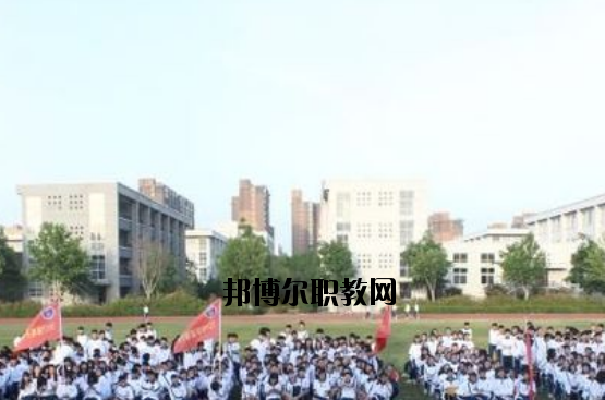 滑縣裳華職業(yè)技術(shù)中專2021年報(bào)名條件、招生要求、招生對象