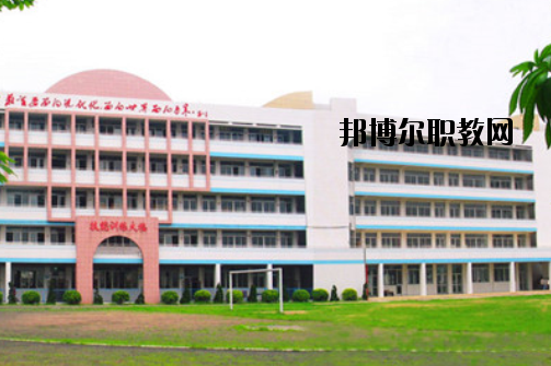 廣東輕工業(yè)技師學(xué)院學(xué)校怎么樣、好不好