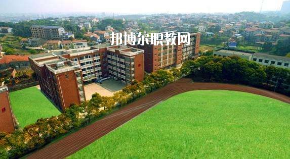 鄭州科技中等專業(yè)學(xué)校2021年報名條件、招生要求、招生對象