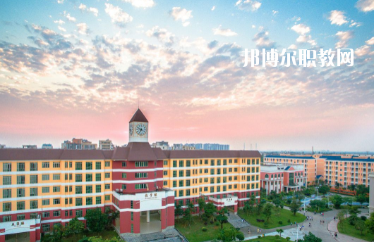 湛江市寸金中等專(zhuān)業(yè)學(xué)校怎么樣、好不好