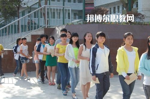 達(dá)州職業(yè)高級(jí)中學(xué)2020年報(bào)名條件、招生要求、招生對(duì)象