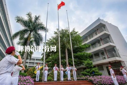 深圳市龍崗職業(yè)技術(shù)學校2020年報名條件、招生要求、招生對象