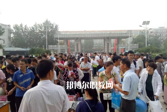 青縣職業(yè)技術(shù)教育中心2020年報(bào)名條件、招生要求、招生對(duì)象
