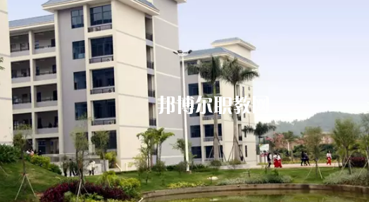 惠州商貿(mào)旅游高級(jí)職業(yè)技術(shù)學(xué)校2020年學(xué)費(fèi)、收費(fèi)多少